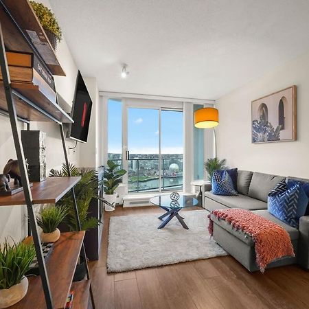 Dazzling Condo By Stadium Downtown With Free Parking Vancouver Exterior foto