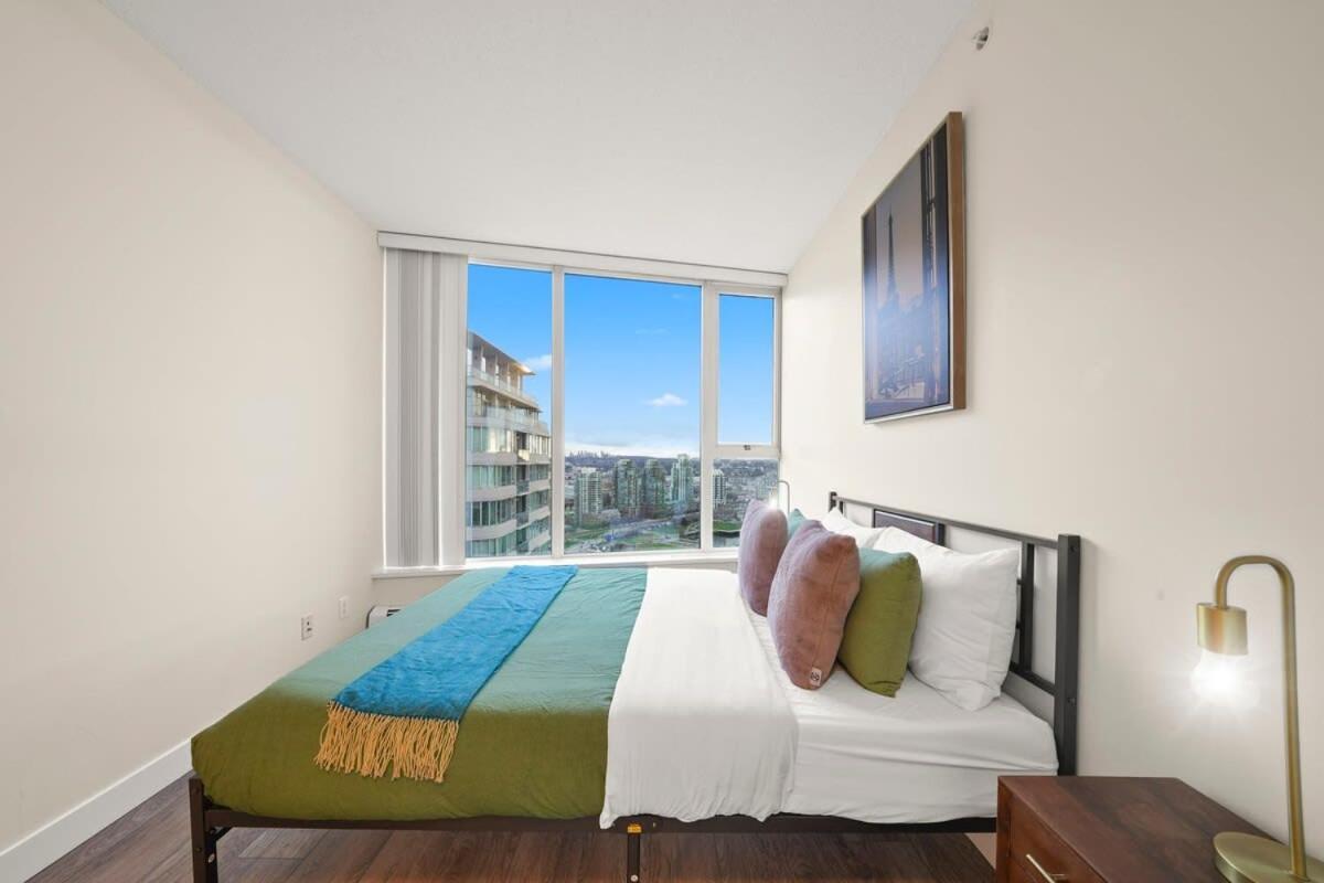 Dazzling Condo By Stadium Downtown With Free Parking Vancouver Exterior foto